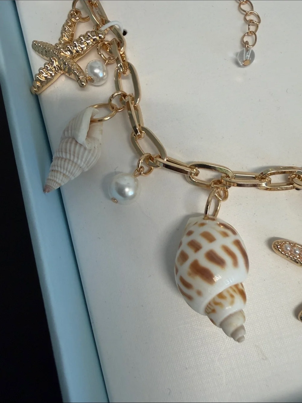 House Of Harlow 1960 | Coastal Natural Shell Starfish Pearl Statement Necklace ✨